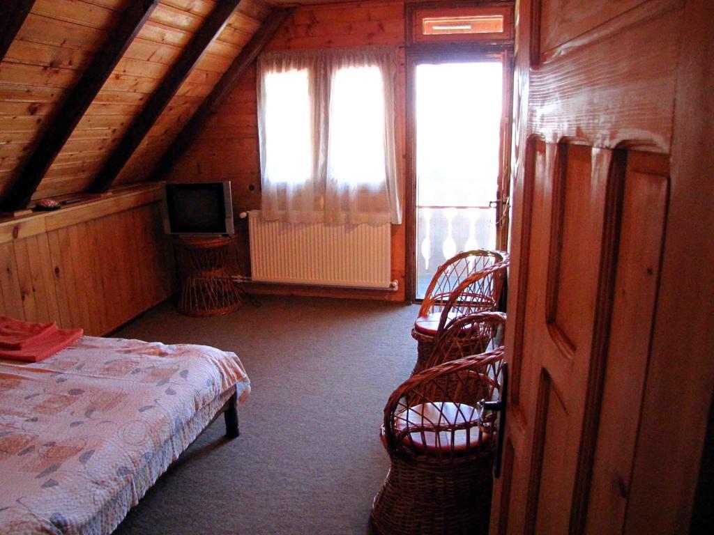 Готель Casa Oana Суліна Екстер'єр фото